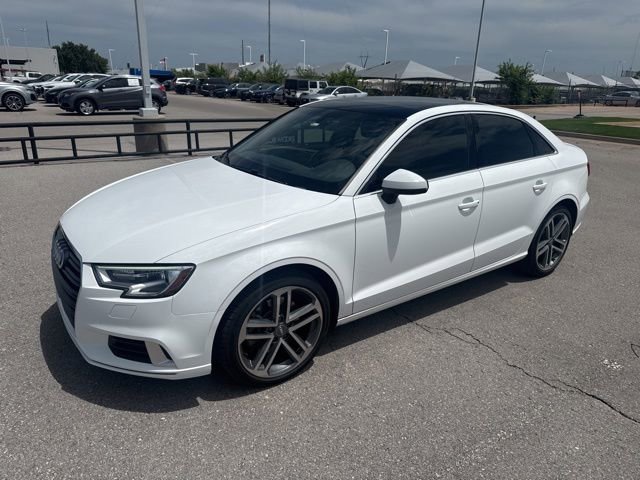 Used 2019 Audi A3 2.0T Premium FWD image 1