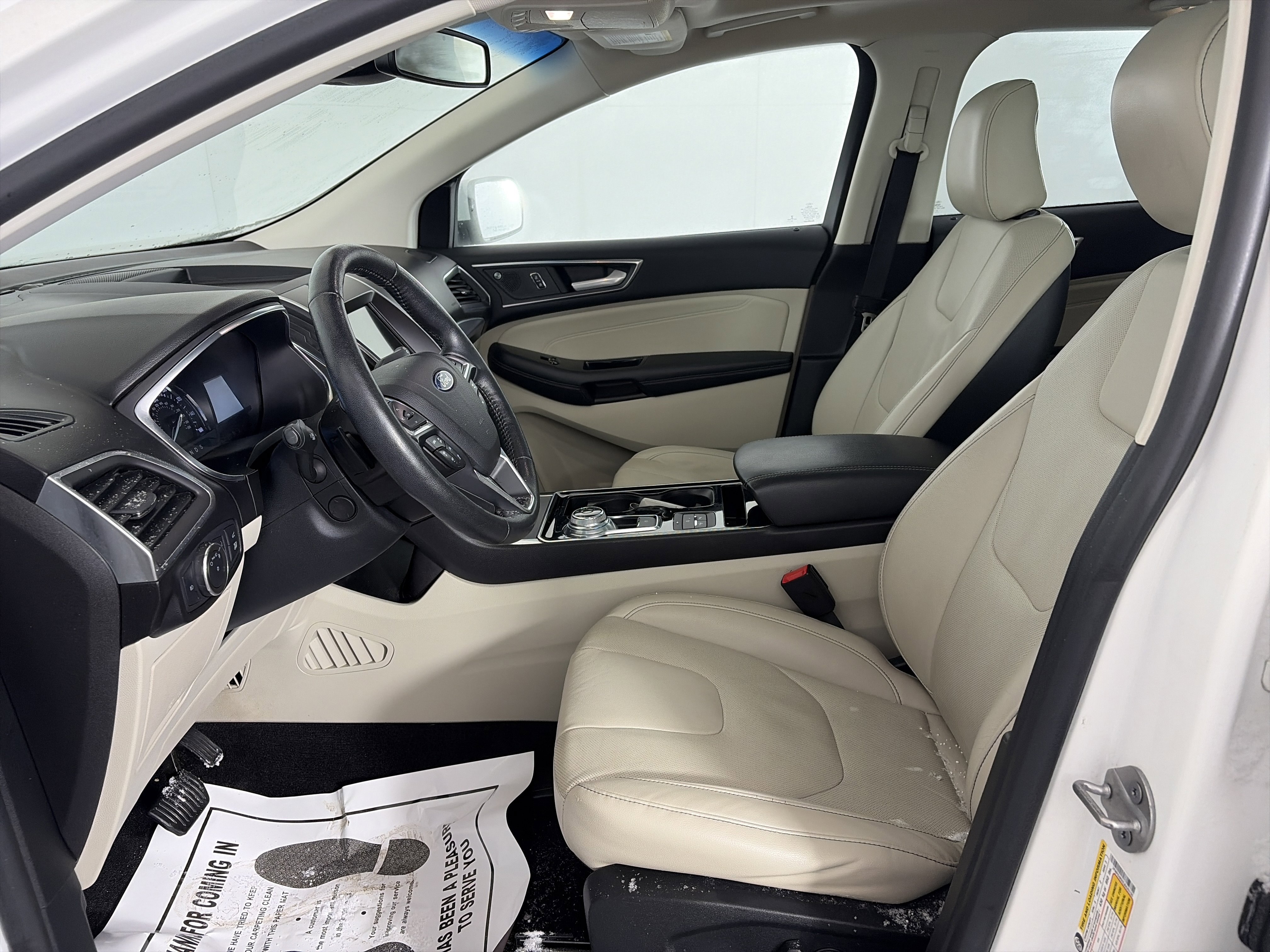 Used 2020 Ford Edge Titanium w/ Equipment Group 301A image 6