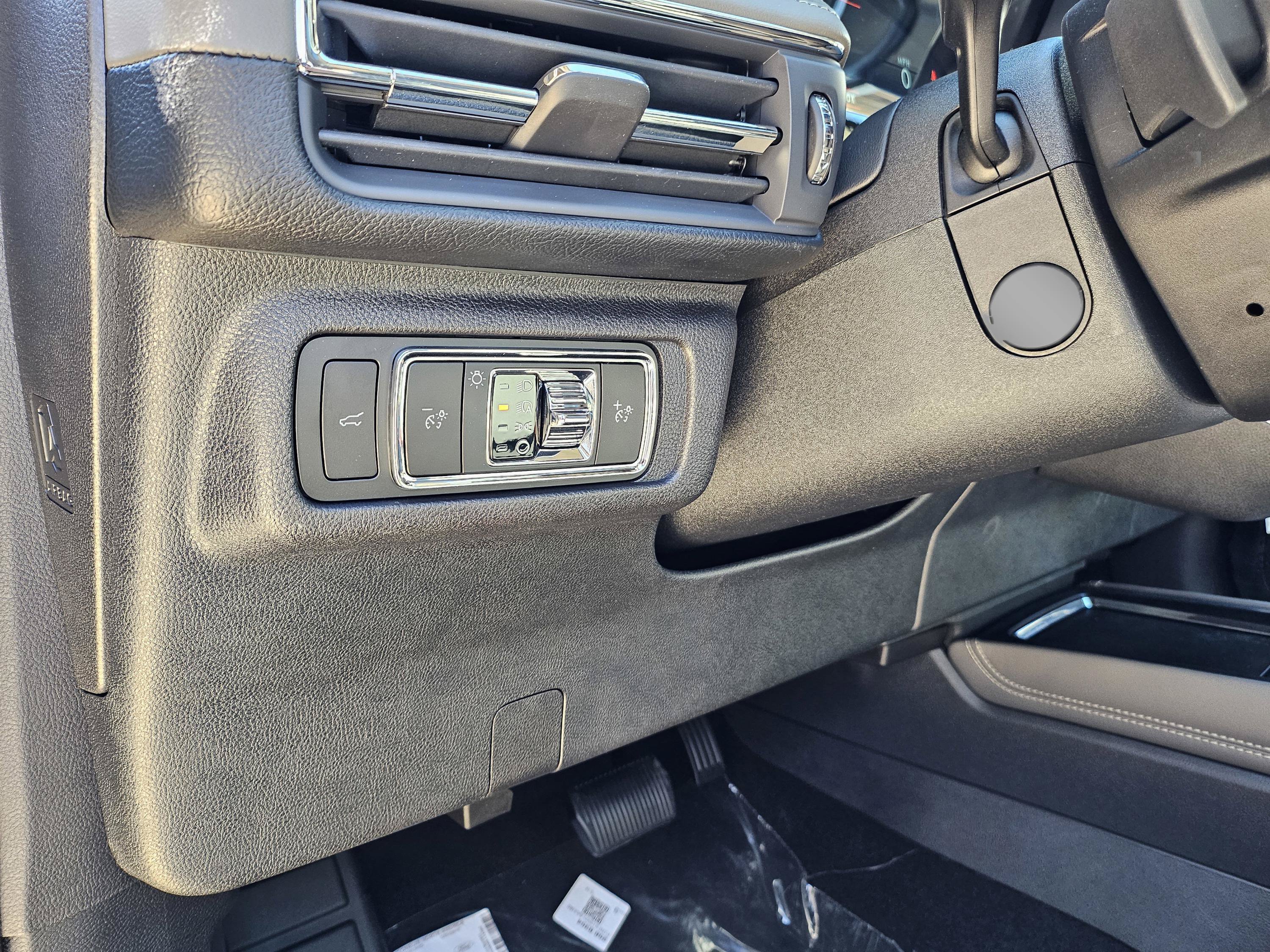 New 2026 Lincoln Corsair Premiere AWD/4WD image 12