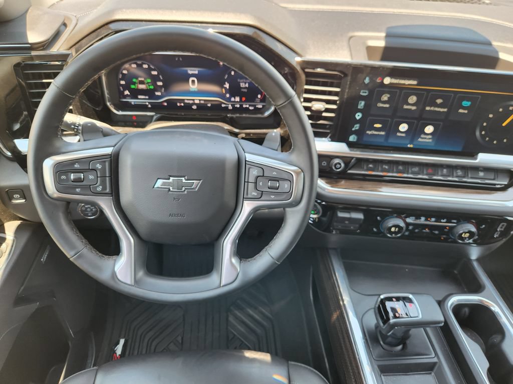 Used 2025 Chevrolet Silverado 1500 LT Trail Boss w/ LT Trail Boss Premium Package AWD/4WD image 26