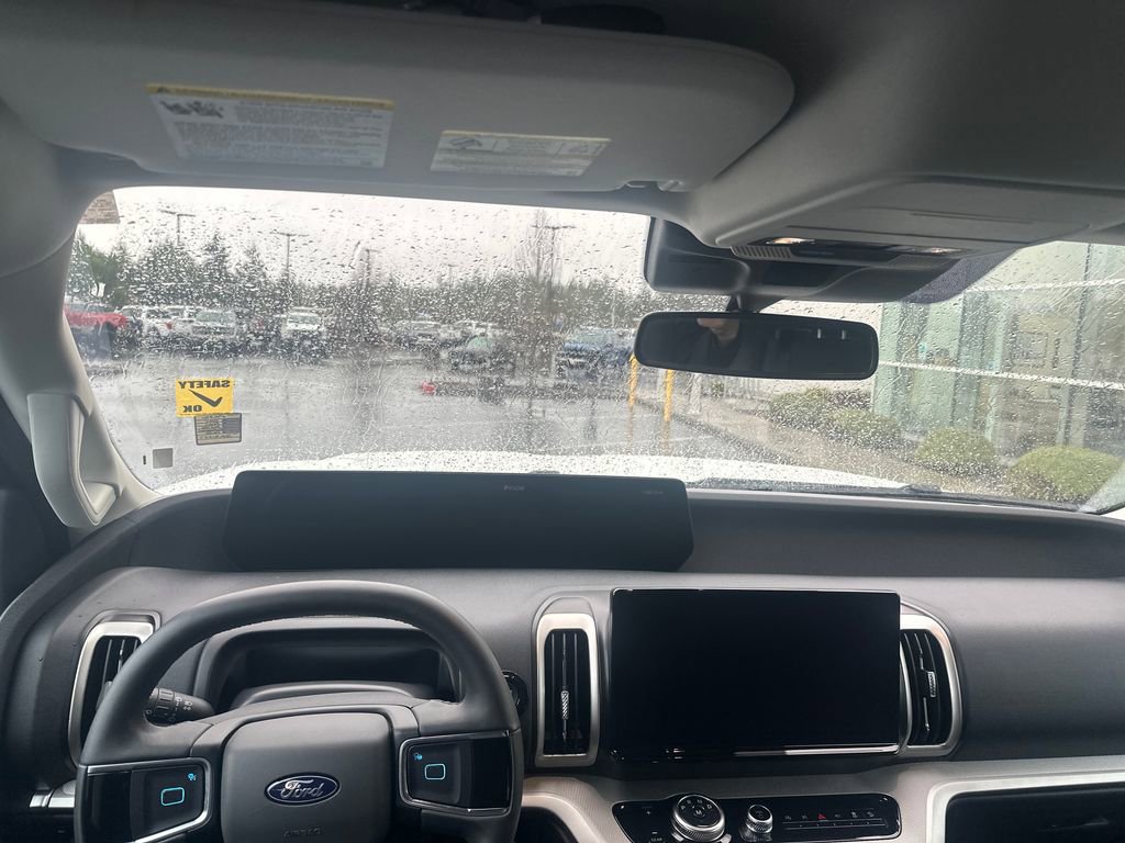 Used 2025 Ford Expedition Active image 12