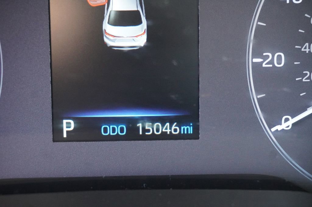 Certified 2025 Toyota Corolla LE image 8