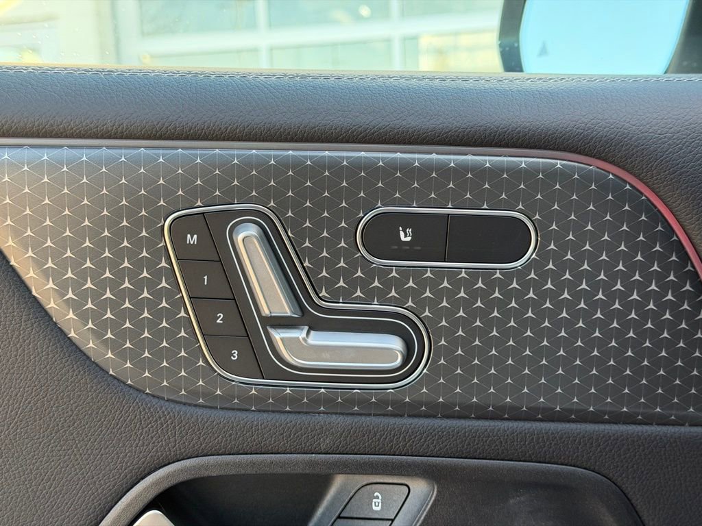 New 2026 Mercedes-Benz GLB 250 4MATIC image 20