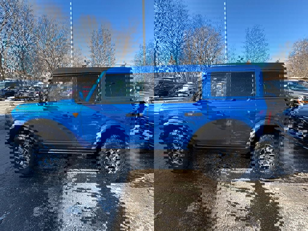 Certified 2025 Ford Bronco Badlands image 4