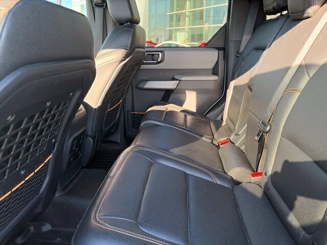 Used 2023 Ford Bronco Badlands AWD/4WD image 10