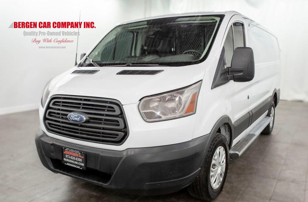 Used 2018 Ford Transit 250 130 Low Roof w/ Exterior Upgrade Package image 4