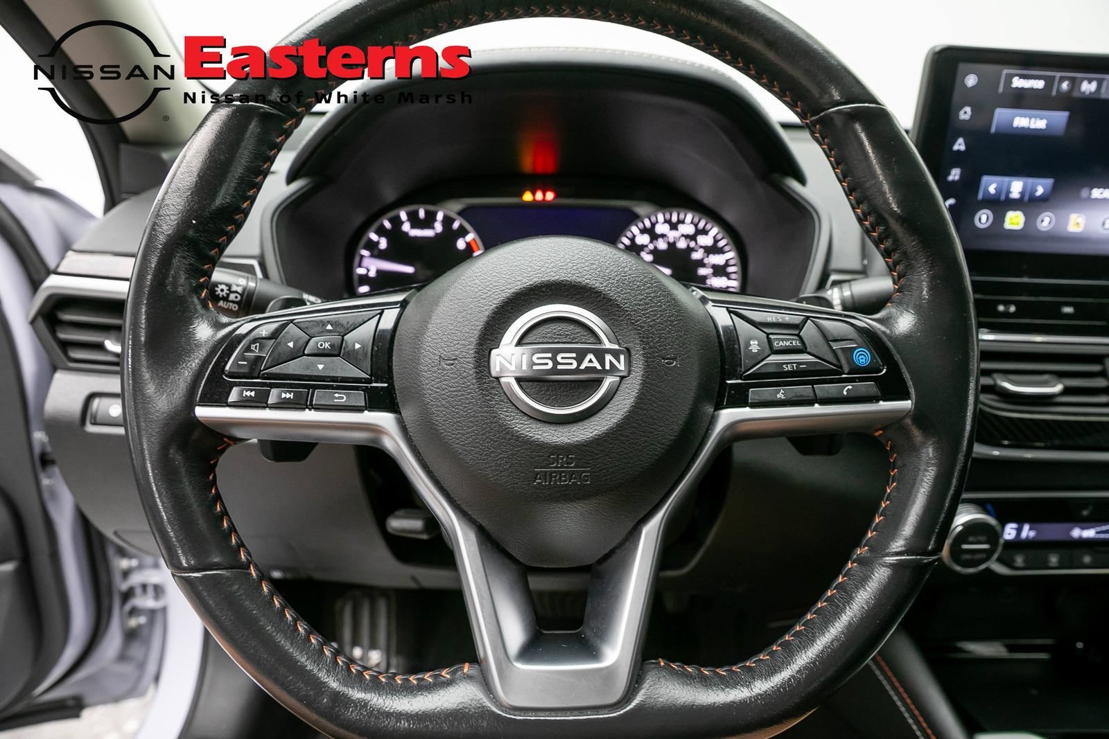 Used 2023 Nissan Altima 2.0 SR FWD image 10