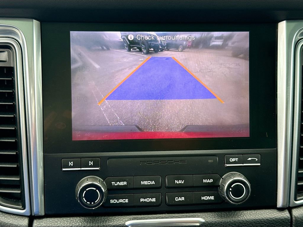 Used 2018 Porsche Macan Turbo w/ Premium Package Plus image 15