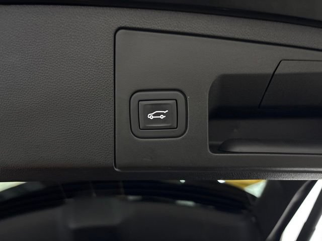 Used 2024 Cadillac XT4 Sport AWD/4WD image 11