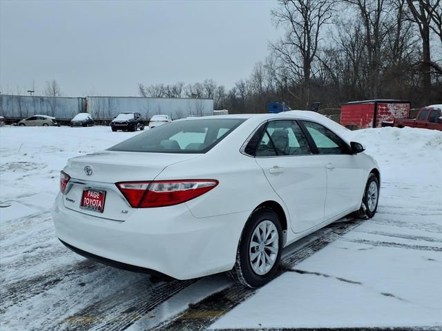 Used 2016 Toyota Camry LE FWD image 7