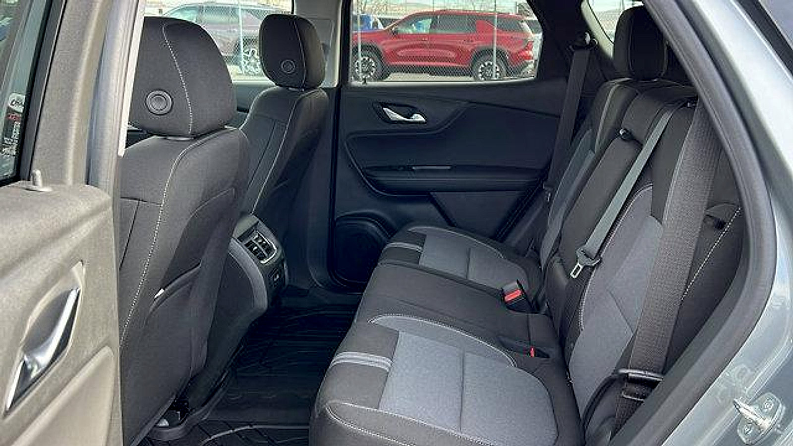 New 2025 Chevrolet Blazer LT w/ Convenience Package image 13