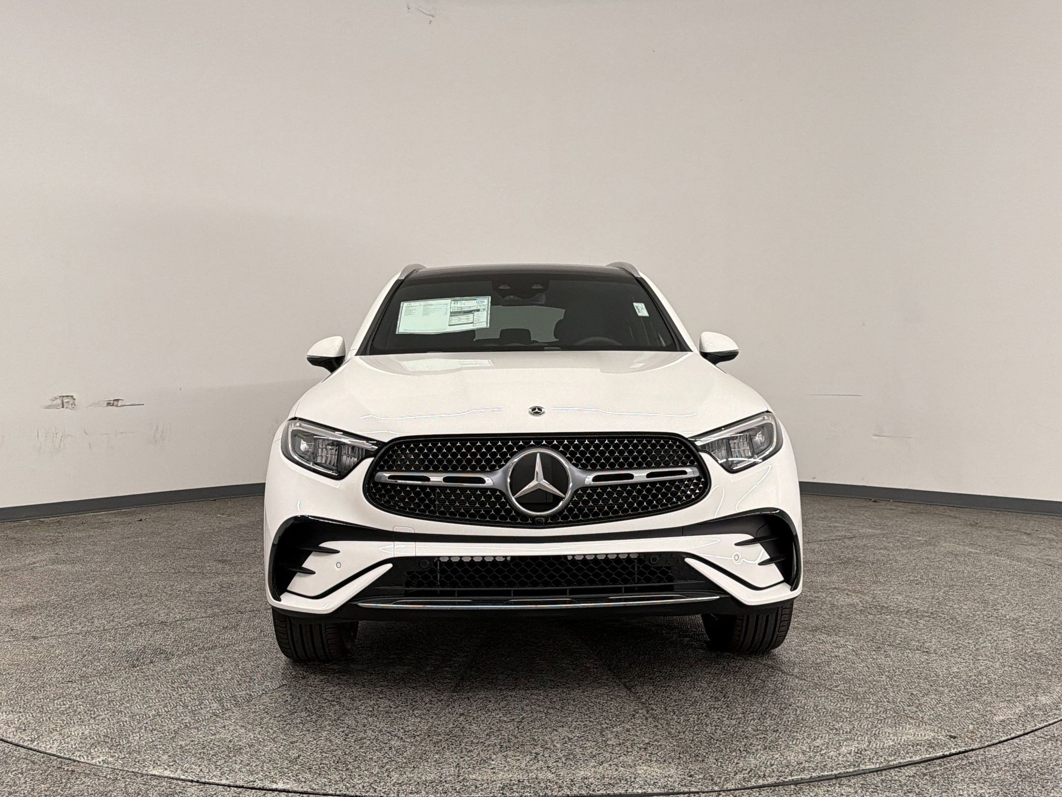 Used 2026 Mercedes-Benz GLC 300 image 6
