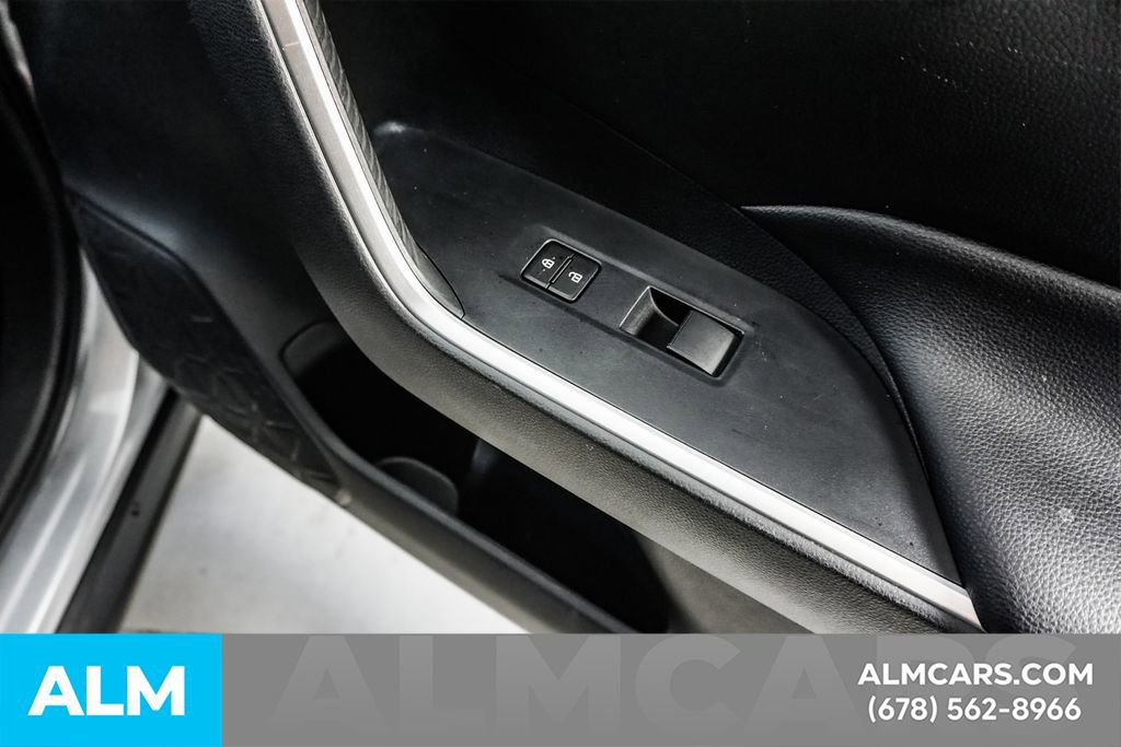 Used 2020 Toyota RAV4 LE FWD image 41