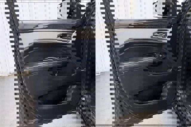 Used 2015 Cadillac SRX Performance w/ Driver Awareness Package FWD image 21