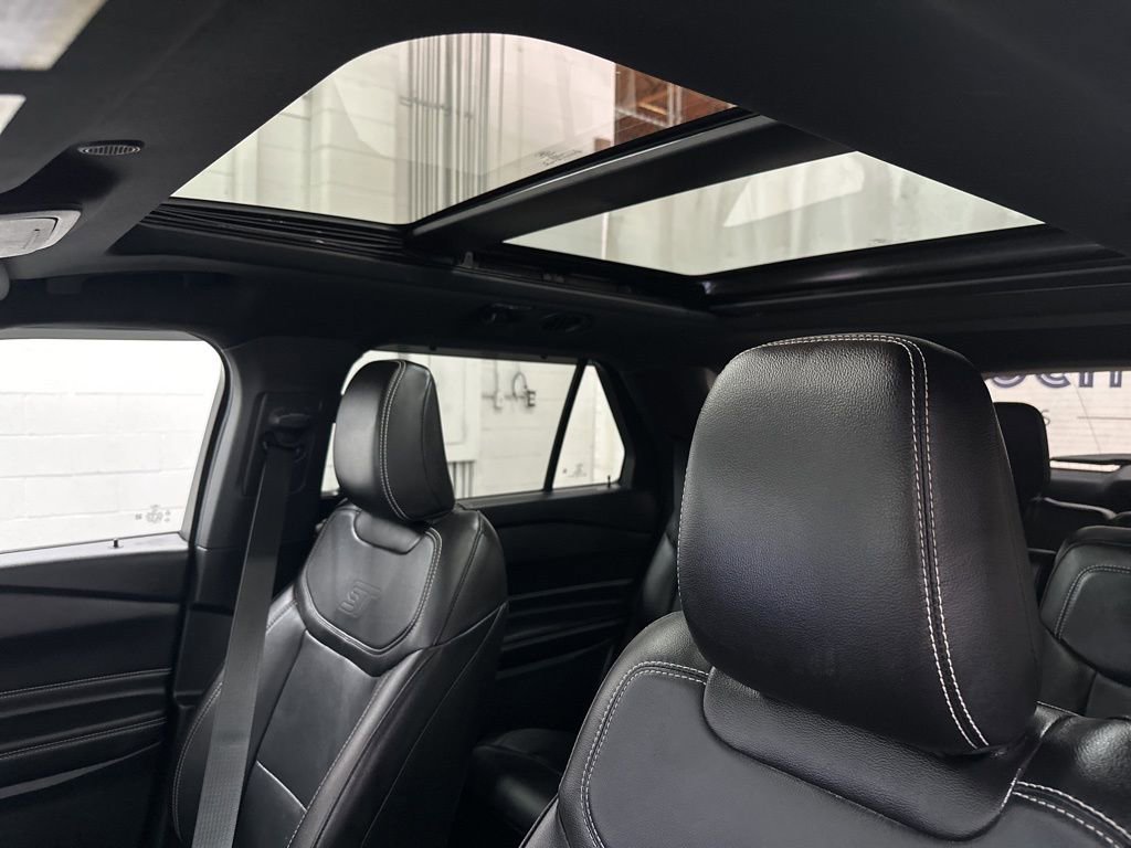 Used 2022 Ford Explorer ST w/ Equipment Group 401A image 35