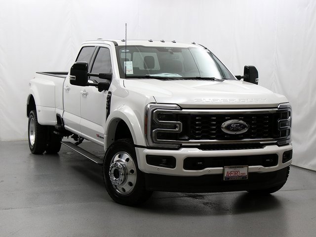 New 2026 Ford F450 Platinum image 1