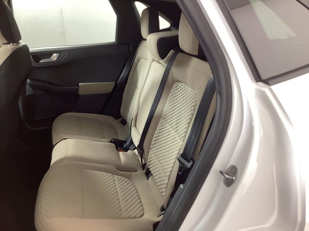 Used 2020 Ford Escape SE Sport image 12