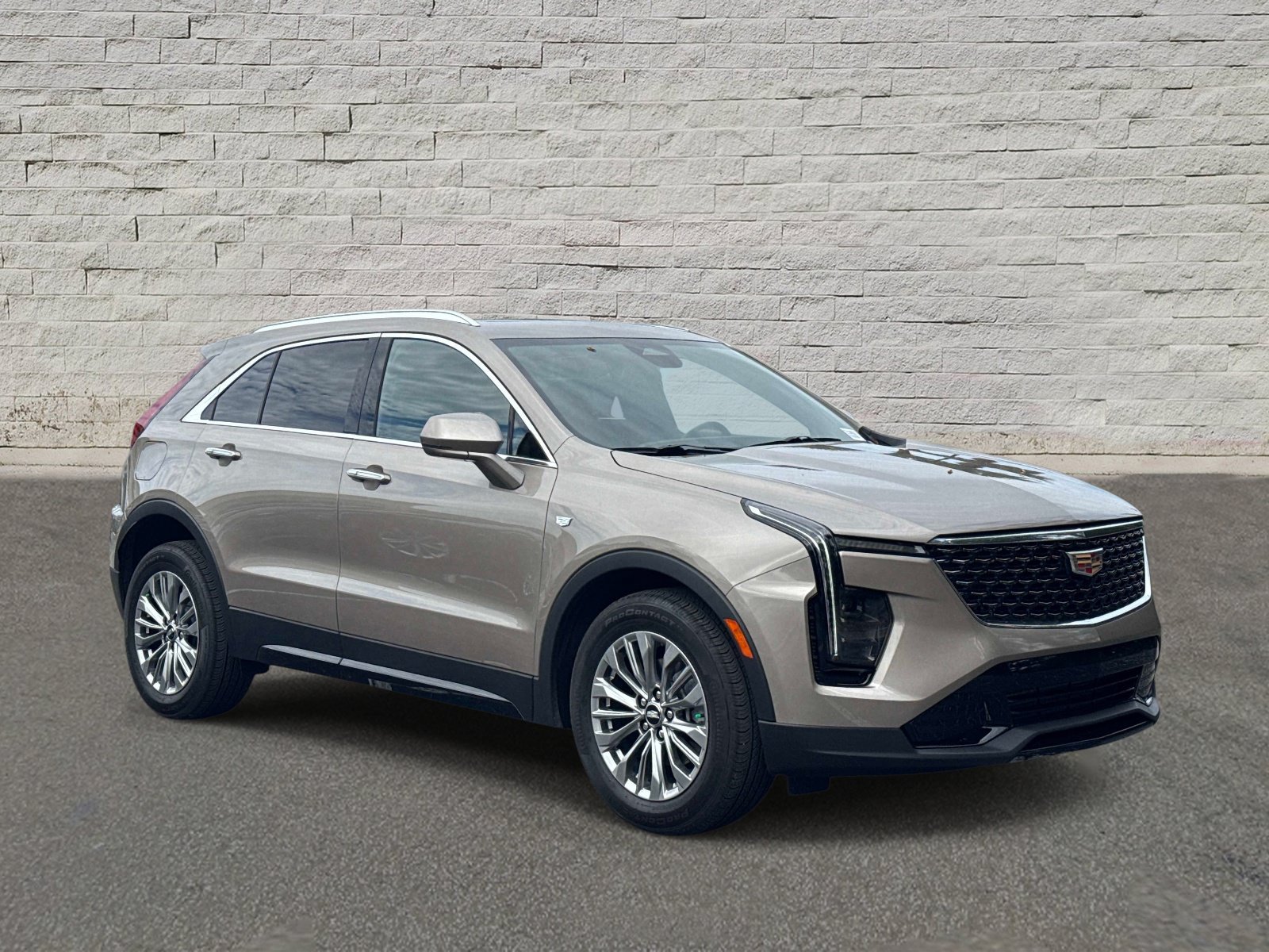 Used 2024 Cadillac XT4 Premium Luxury FWD image 6
