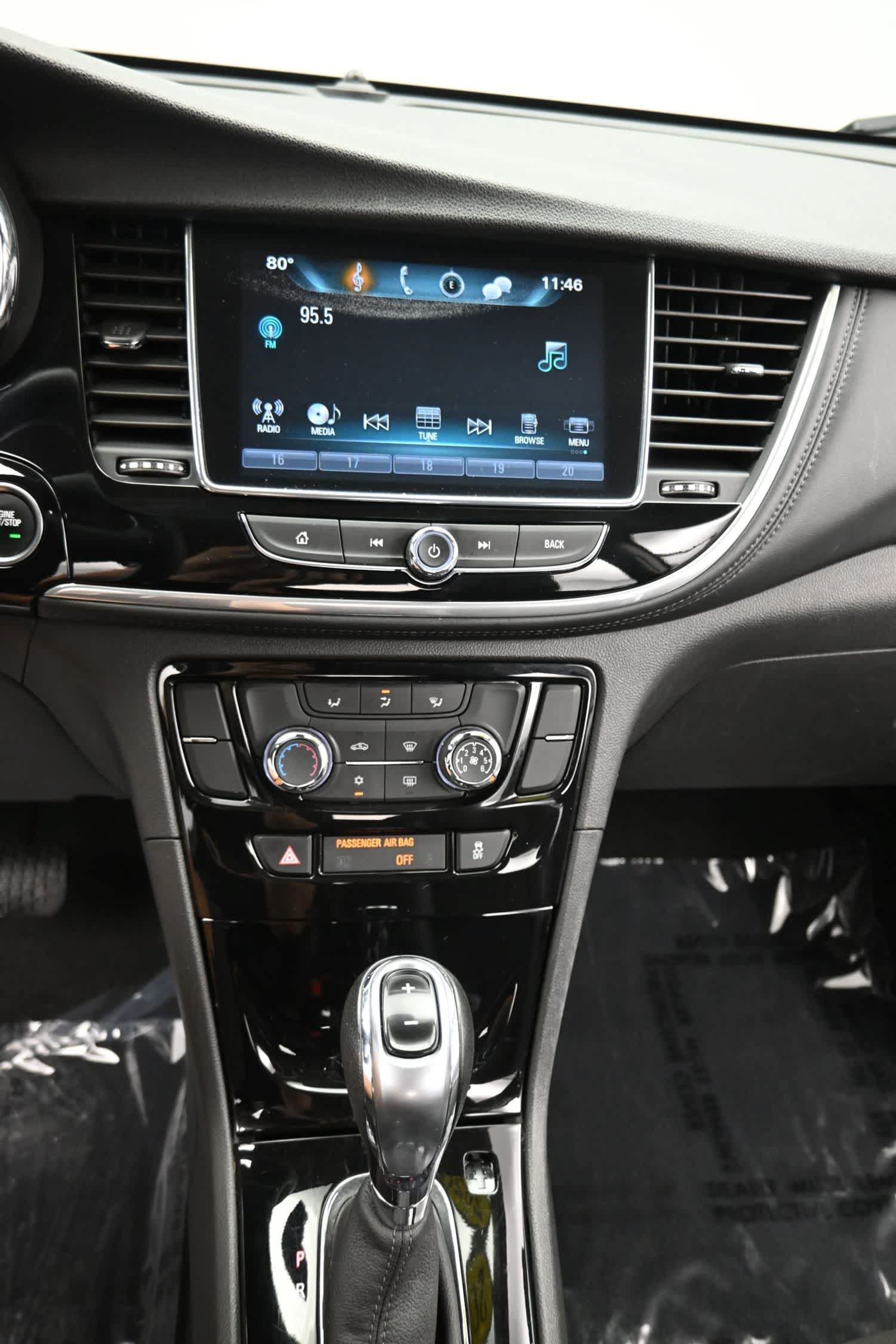 Used 2020 Buick Encore Preferred FWD image 20