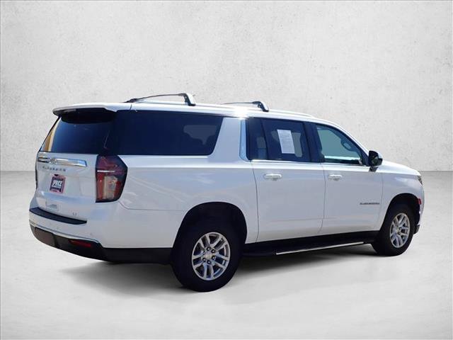 Used 2022 Chevrolet Suburban LT AWD/4WD image 4