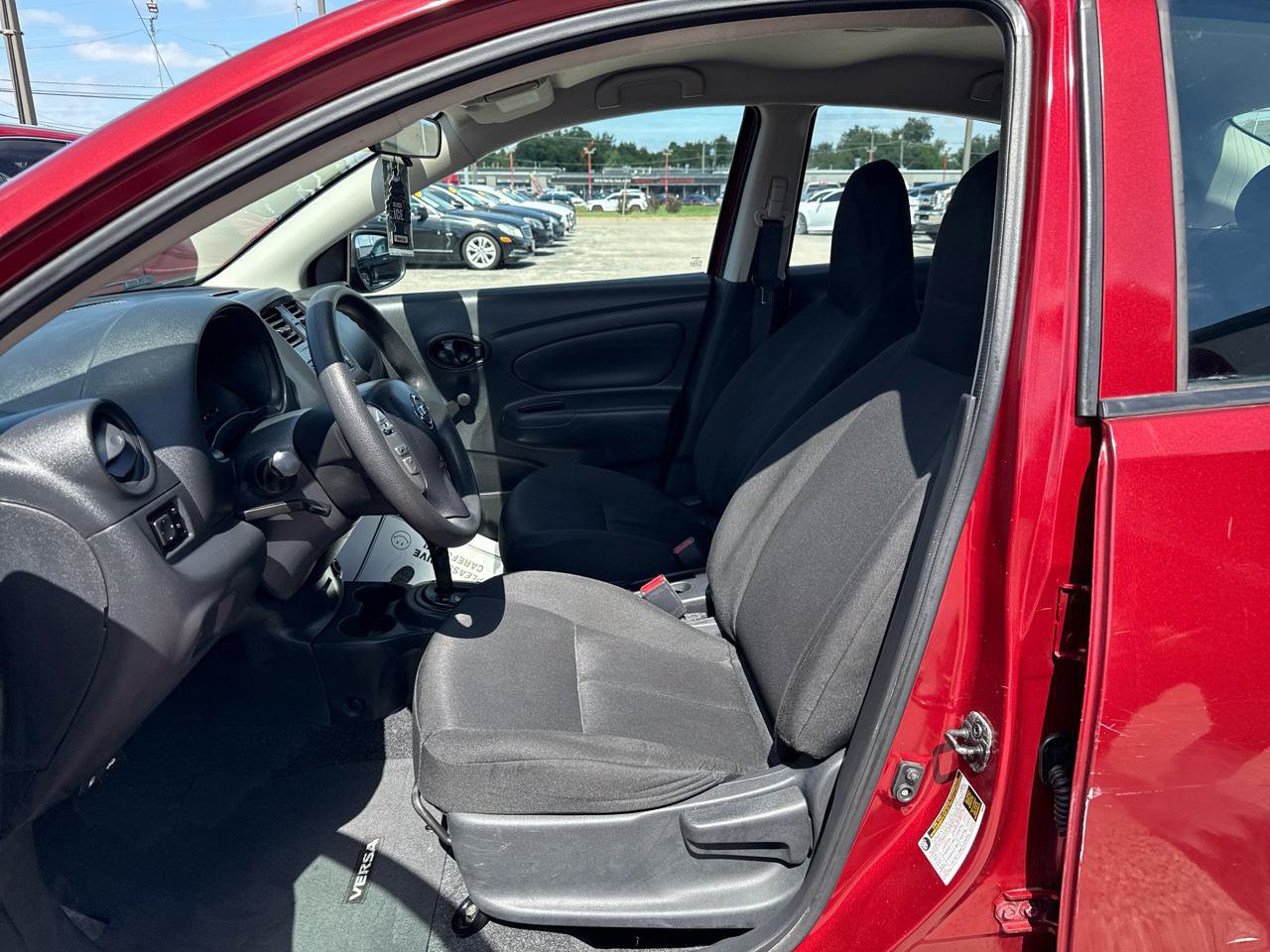 Used 2017 Nissan Versa S Plus FWD image 9