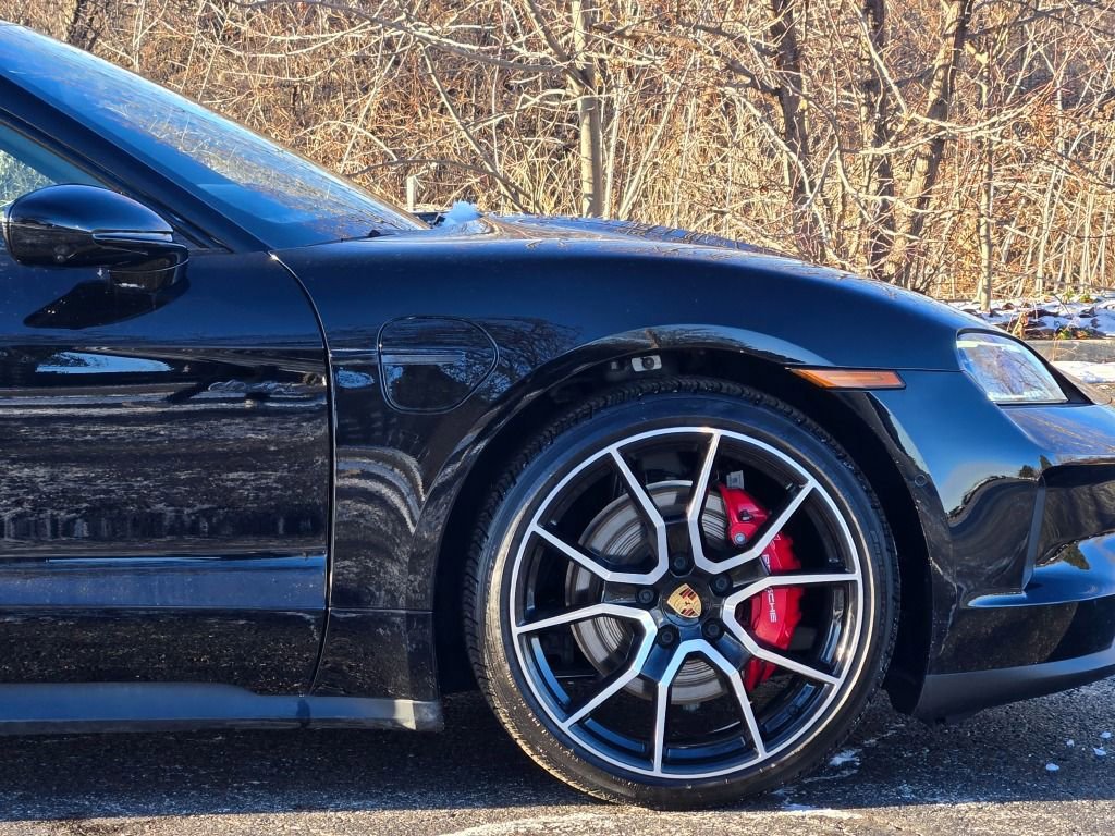 Certified 2025 Porsche Taycan 4S image 13