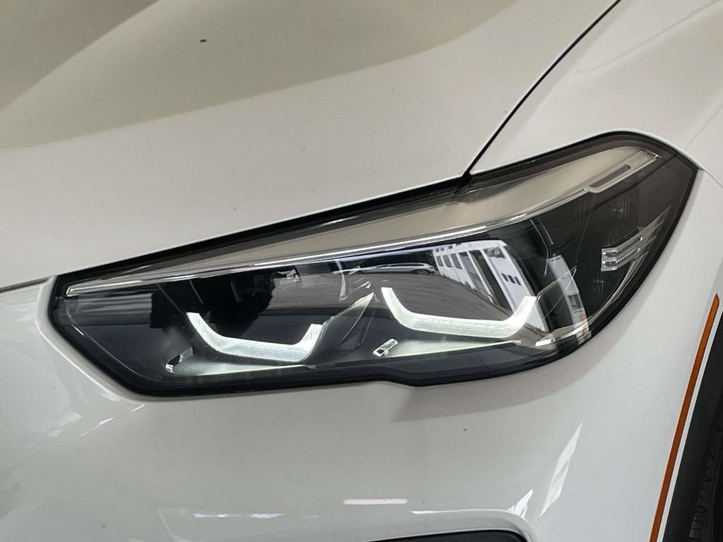 Used 2022 BMW X5 xDrive45e w/ Luxury Seating Package AWD/4WD image 15
