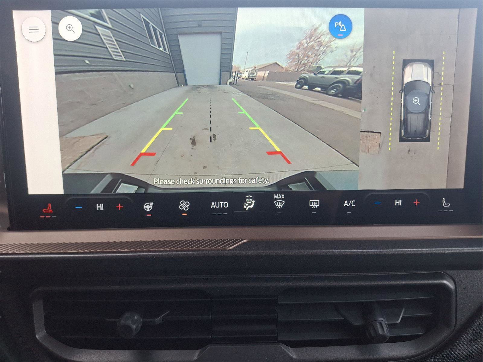 Used 2025 Ford Bronco Sport Outer Banks w/ Outer Banks Tech Package+ AWD/4WD image 29