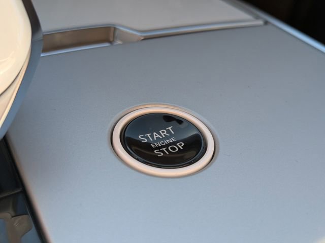 New 2026 Land Rover Range Rover SV image 25