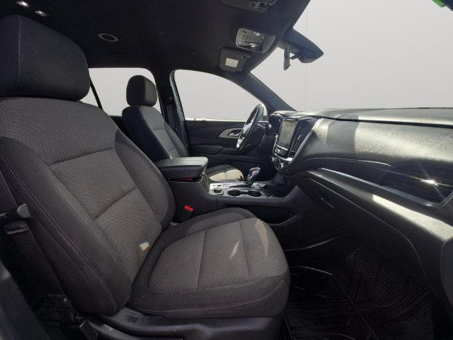 Used 2022 Chevrolet Traverse LT w/ LPO, Floor Liner Package AWD/4WD image 15