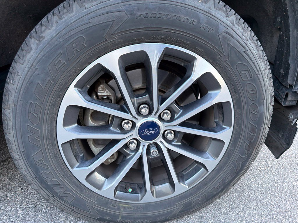 Used 2020 Ford F150 XLT w/ Equipment Group 302A Luxury RWD image 5
