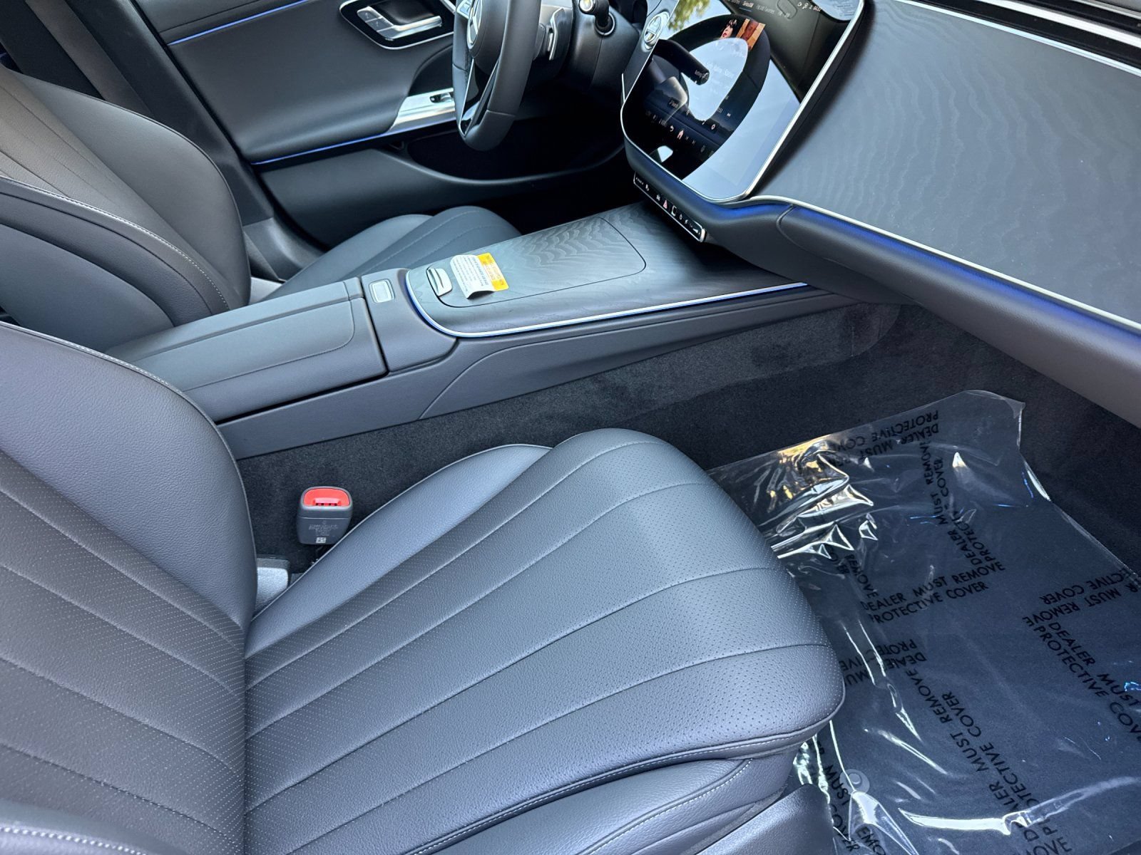 New 2027 Mercedes-Benz E 350 4MATIC Sedan image 14