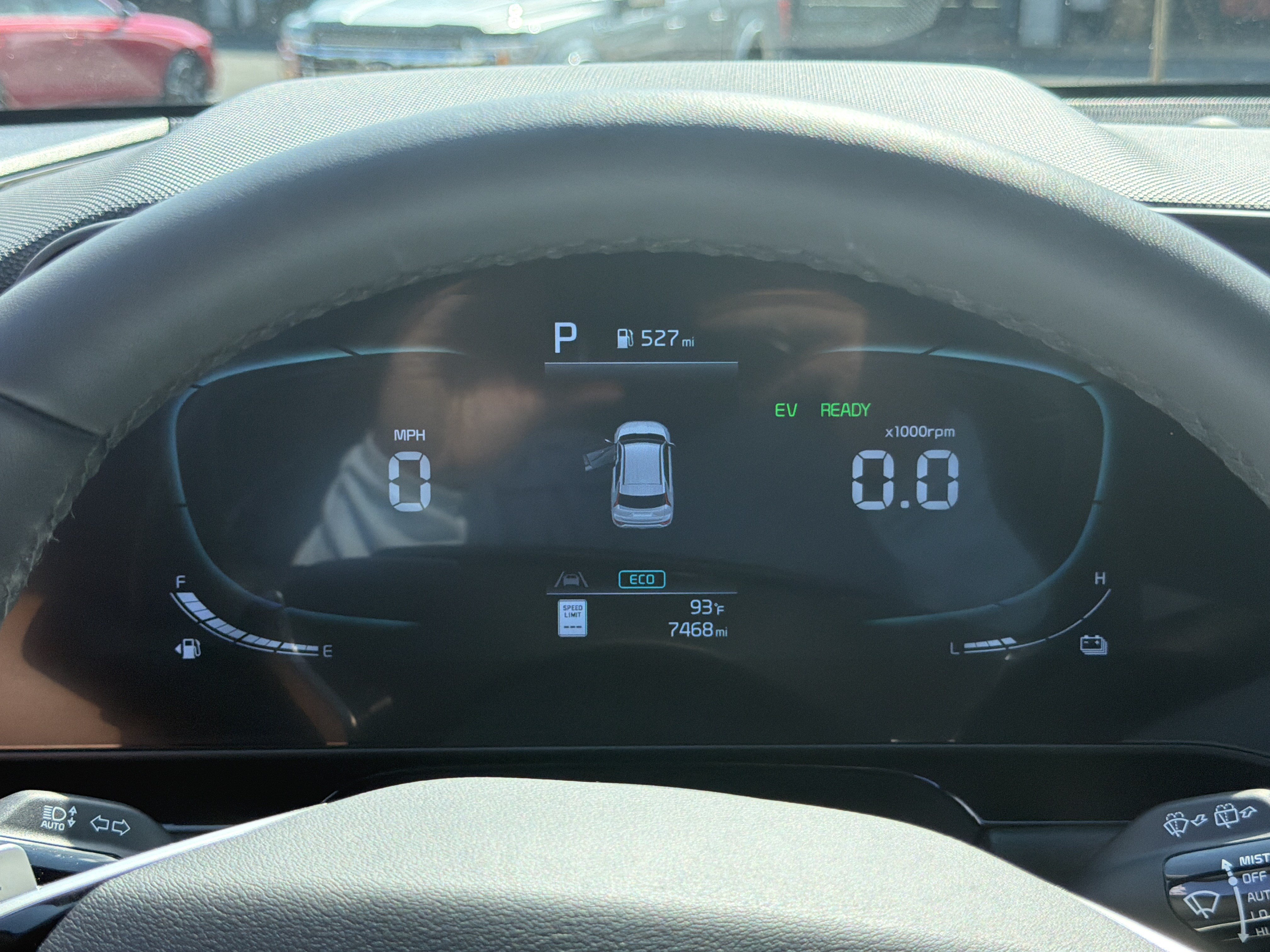 Certified 2025 Kia Niro FWD image 27