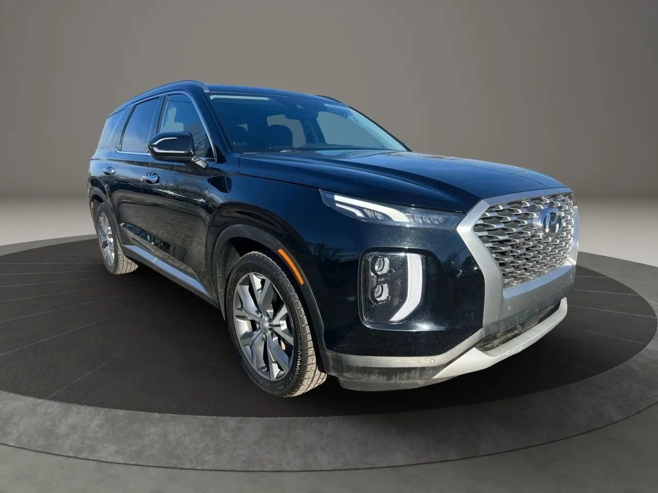 Used 2021 Hyundai Palisade SEL w/ Convenience Package AWD/4WD image 3
