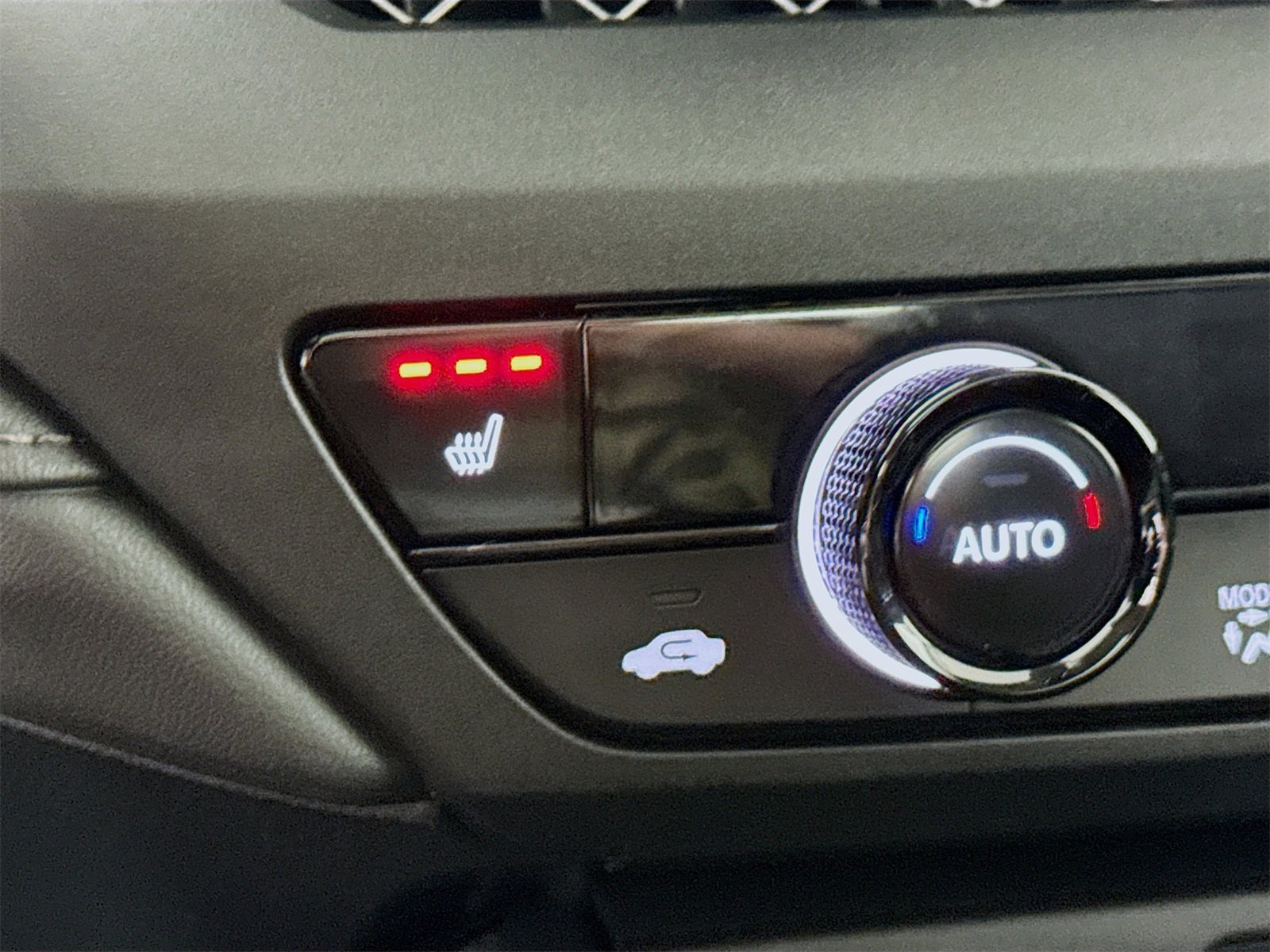 Used 2025 Honda Accord SE image 17