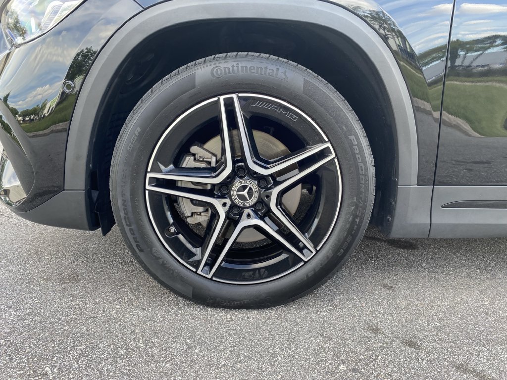 Certified 2021 Mercedes-Benz GLA 250 4MATIC w/ Premium Package image 24