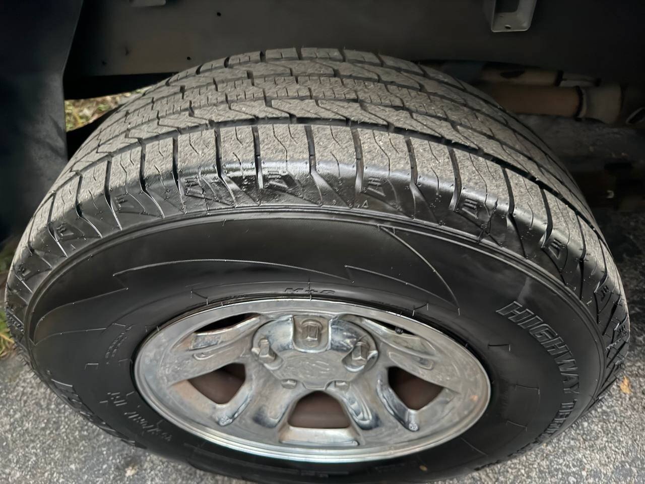 Used 2005 Dodge Ram 1500 Truck SLT RWD image 25