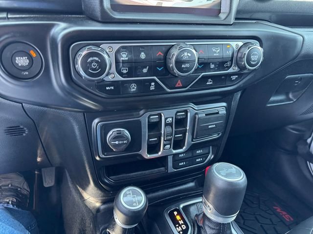 Certified 2022 Jeep Wrangler Unlimited Sahara AWD/4WD image 23