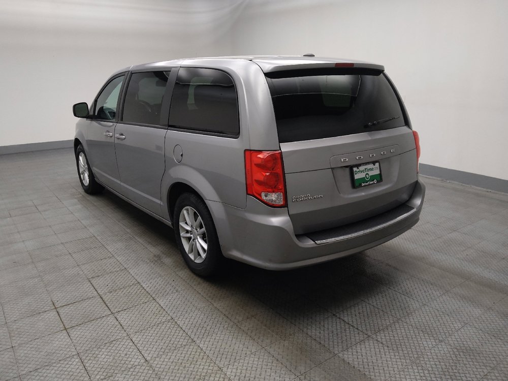 Used 2020 Dodge Grand Caravan SE FWD image 5