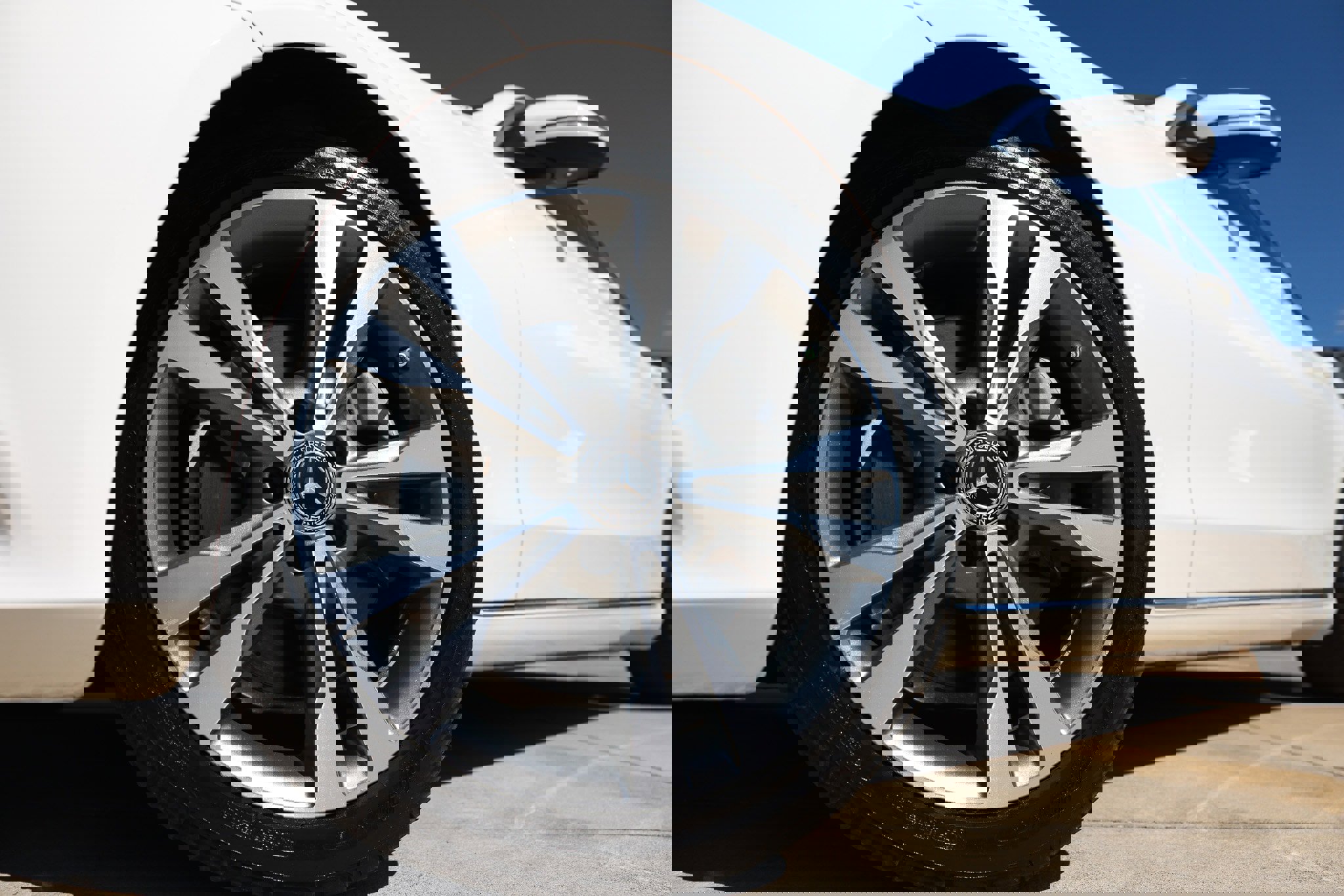 Used 2018 Mercedes-Benz C 300 Sedan w/ Premium Package image 36