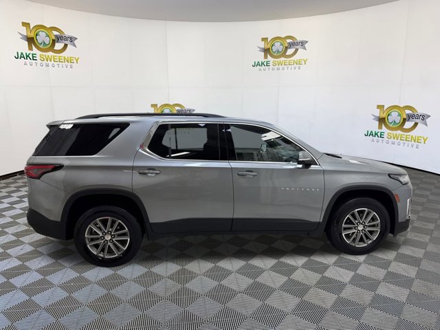 Used 2024 Chevrolet Traverse LT image 11