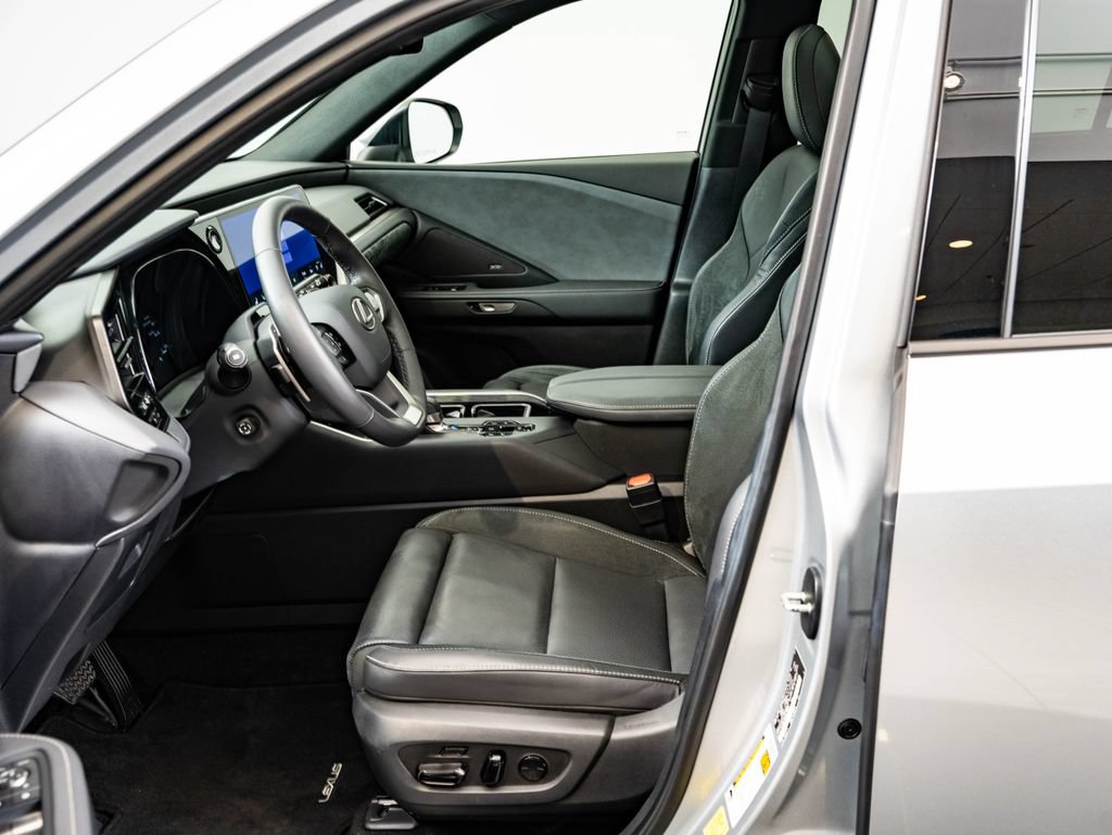 Certified 2025 Lexus TX 350 AWD w/ Technology Package image 23