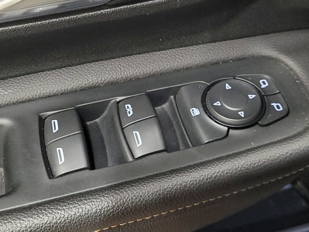 Used 2021 GMC Terrain SLE w/ Driver Convenience Package image 27