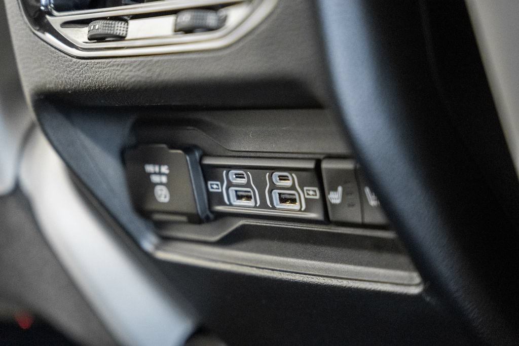 Used 2022 Jeep Grand Cherokee Overland AWD/4WD image 33