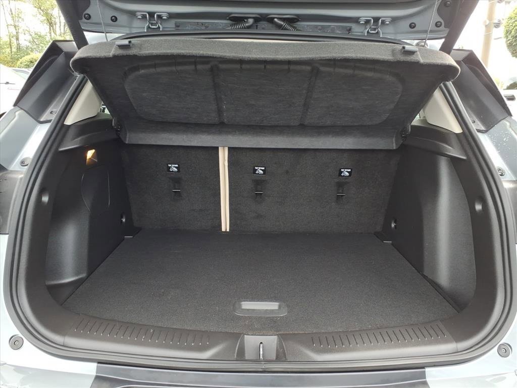 Used 2023 Buick Encore GX Essence w/ Experience Buick Package image 18