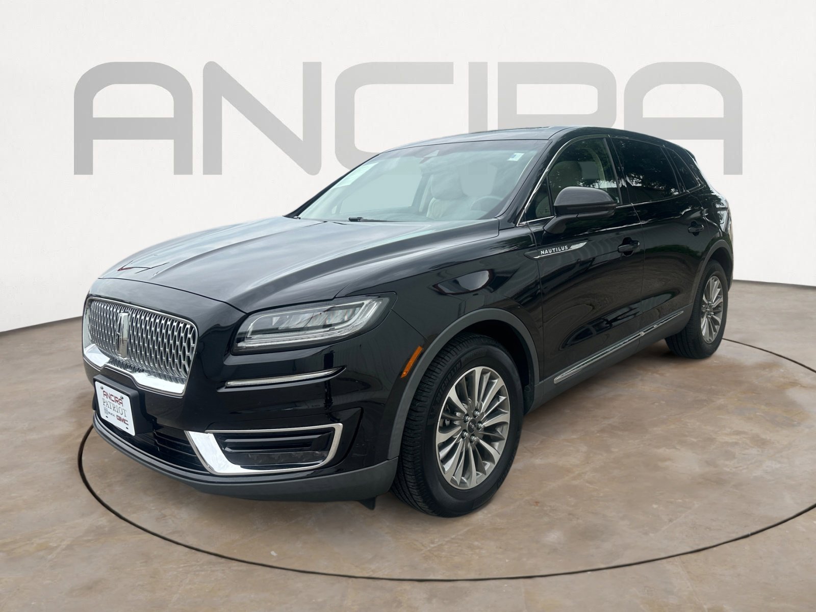 Used 2019 Lincoln Nautilus Select AWD/4WD image 6