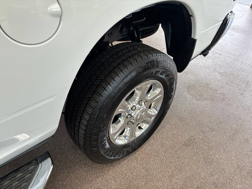 Certified 2026 RAM 2500 Big Horn AWD/4WD image 9