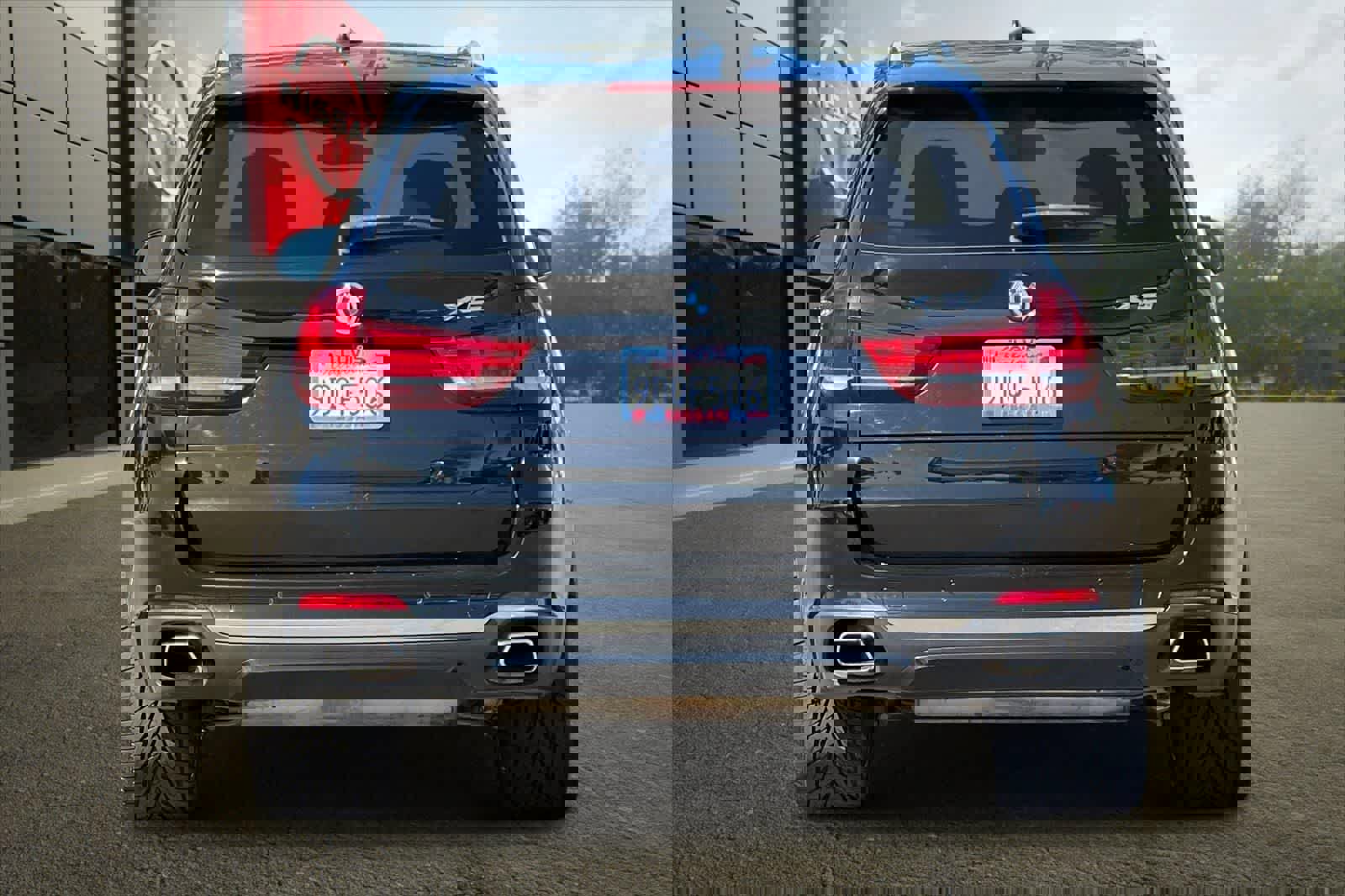 Used 2018 BMW X5 sDrive35i w/ M Sport Package image 8