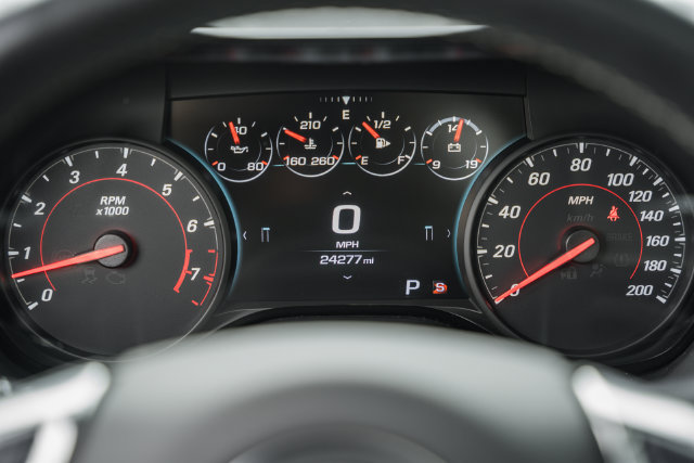 Used 2018 Chevrolet Camaro SS RWD image 51