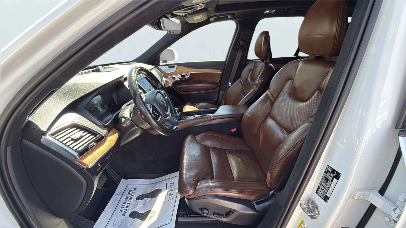 Used 2018 Volvo XC90 T6 Inscription w/ Luxury Package image 13